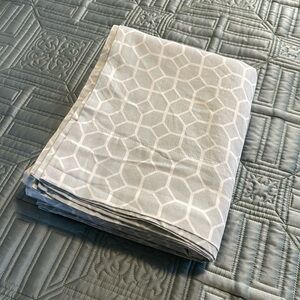 Raymond Waites  300 Threads Full Bed Sheets